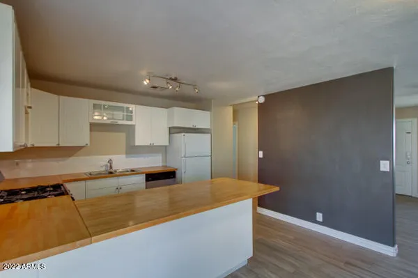 $2,250 | 1324 West 11th Street, Tempe, AZ 85281