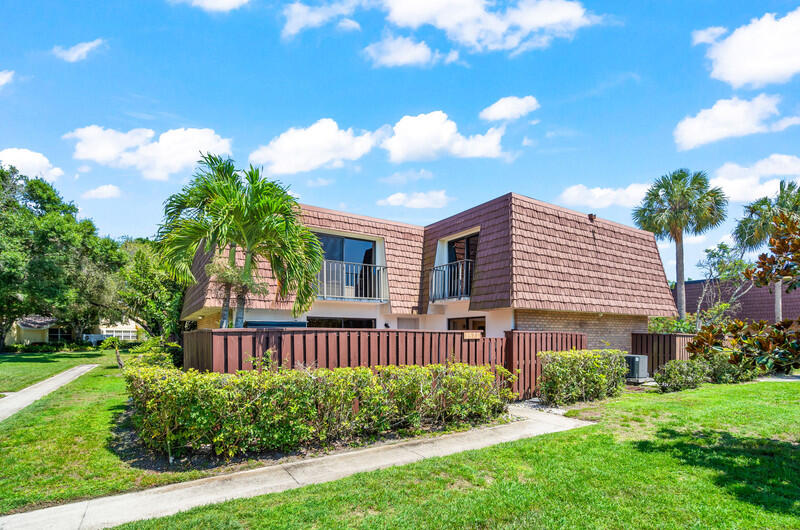 3571 Southwest Sunset Trce Cir  