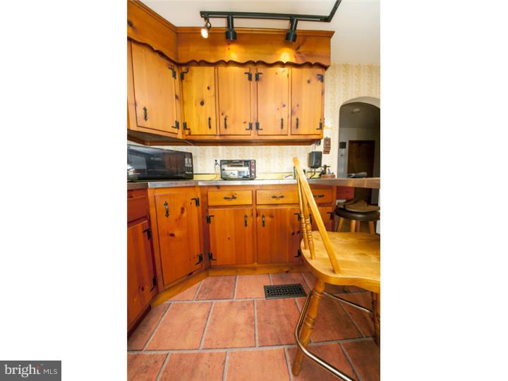 1250 Durham Road Langhorne, PA 19047 - Photo 9 of 25 Kitchen