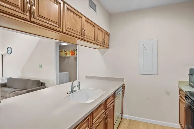 $130,000 | 3566 Camelot Drive, Unit 6, Haines City, FL 33844