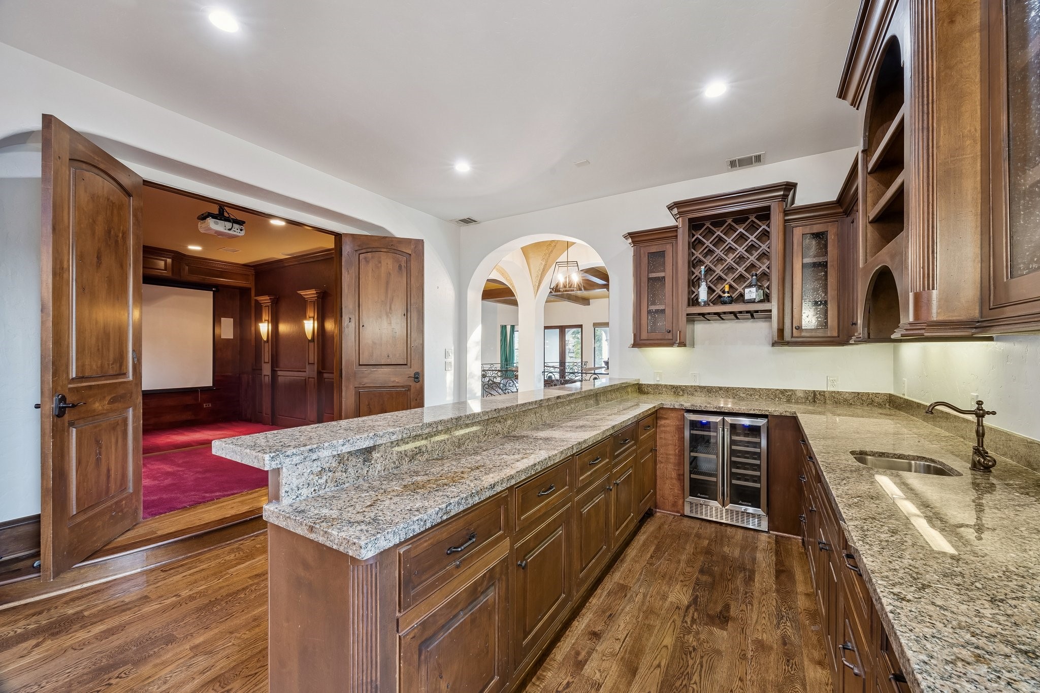 6 North Fazio Way Spring, TX 77389 - Photo 29 of 50 Upstairs wet bar perfect for entertaining.