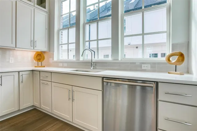 $499,900 | 4636 Warwood Lane, Dallas, TX 75219