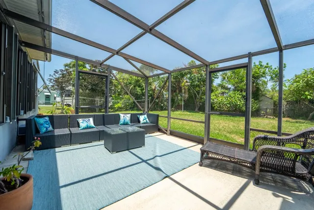 $2,400 | 306 Fernandina Street, Fort Pierce, FL 34949