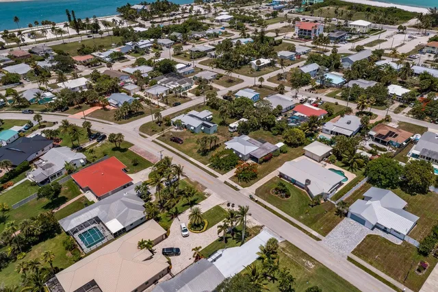 $2,400 | 306 Fernandina Street, Fort Pierce, FL 34949