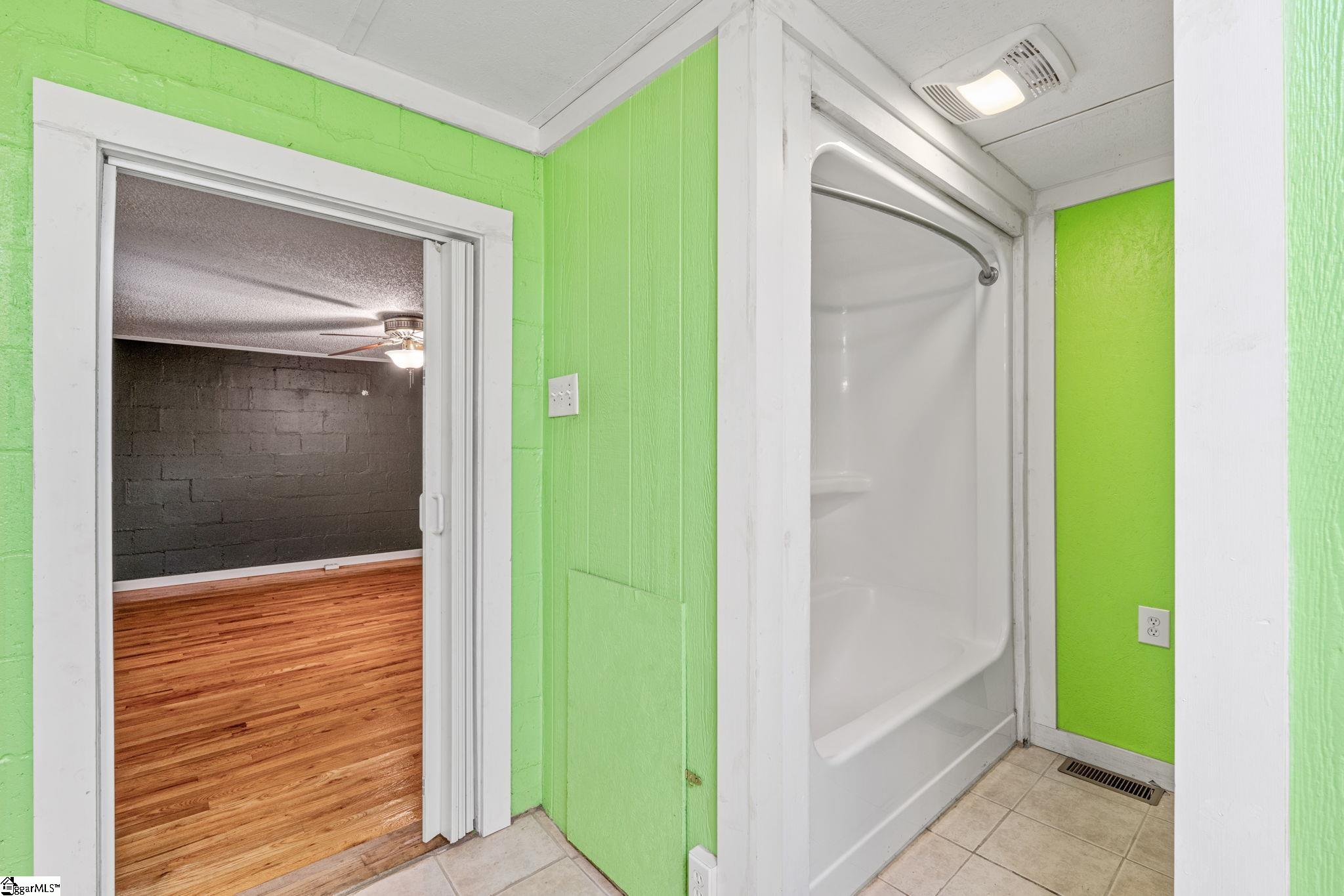 824 Fork Shoals Road Greenville, SC 29605 - Photo 16 of 31 Gallery Image 16