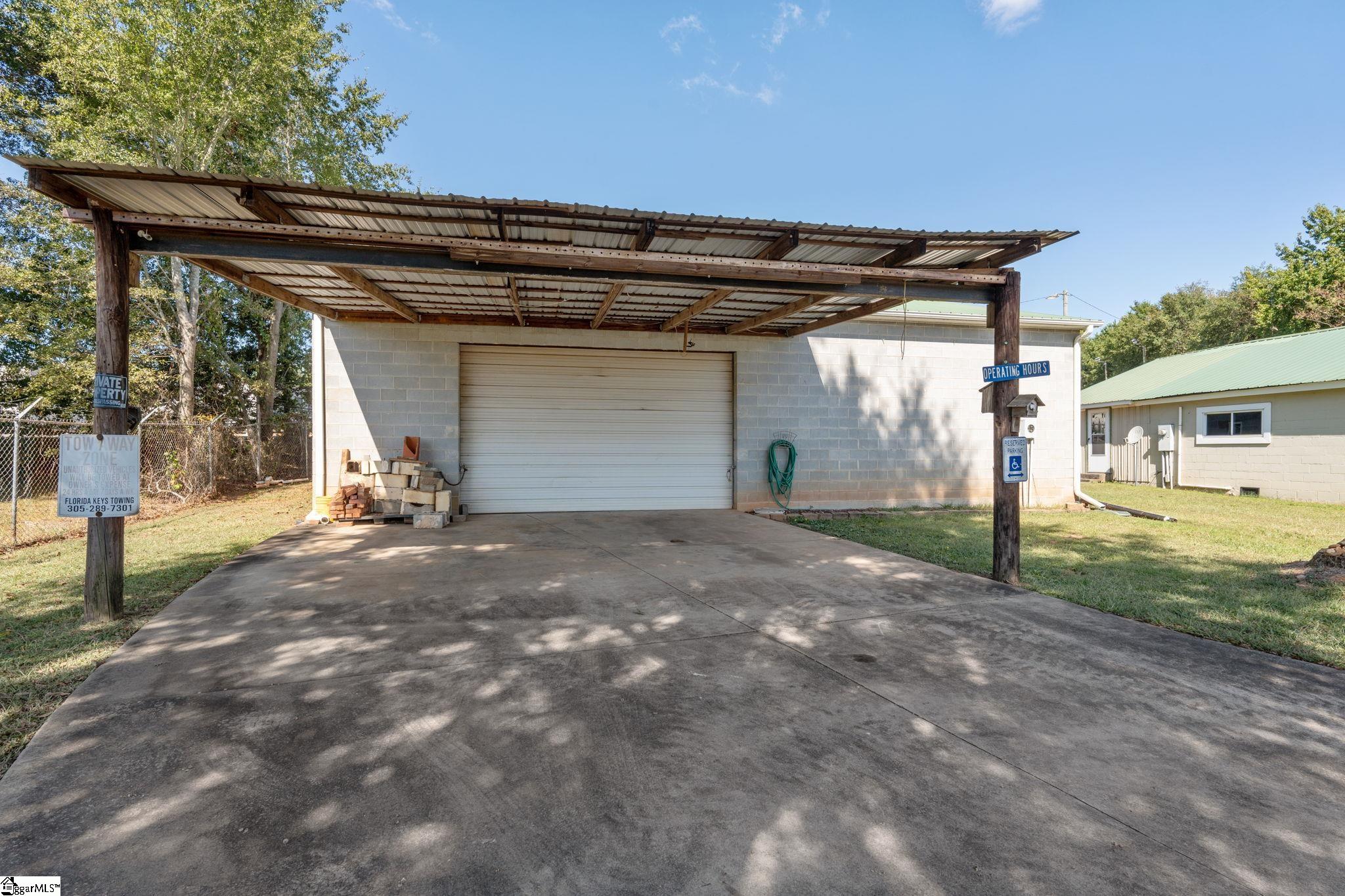 824 Fork Shoals Road Greenville, SC 29605 - Photo 28 of 31 Gallery Image 28