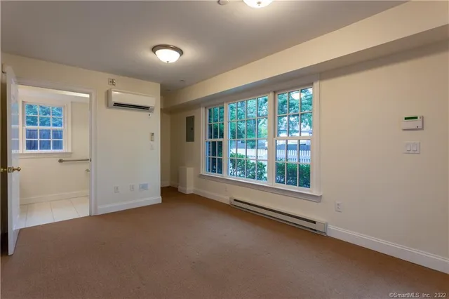 $825 | 51 Sherman Street West, Unit 51, Fairfield, CT 06824