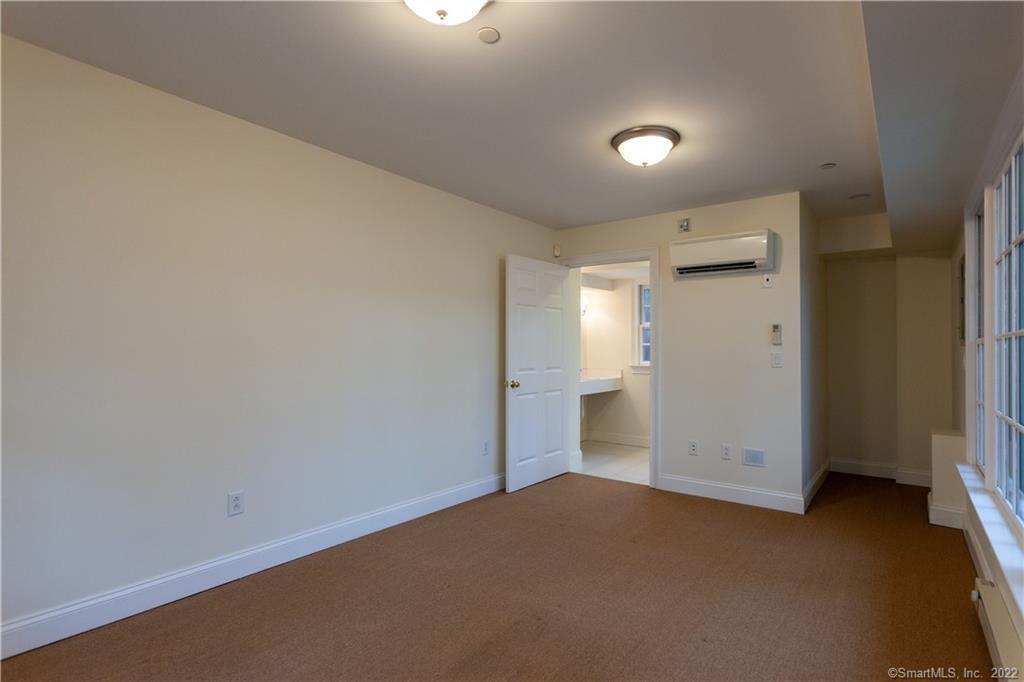 51 Sherman Street West, Unit 51 Fairfield, CT 06824 - Photo 4 of 11