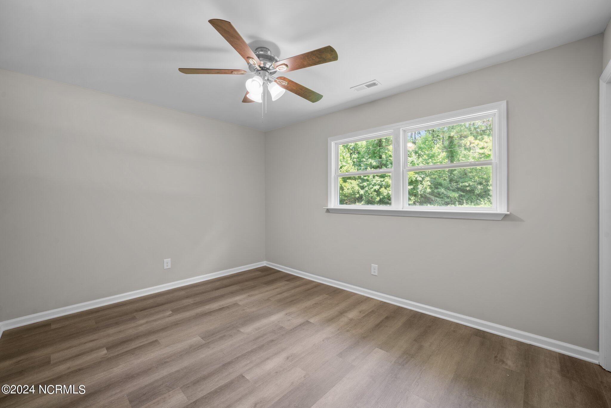 100 Clark Road Bath, NC 27808 - Photo 23 of 31 BEDROOM 2