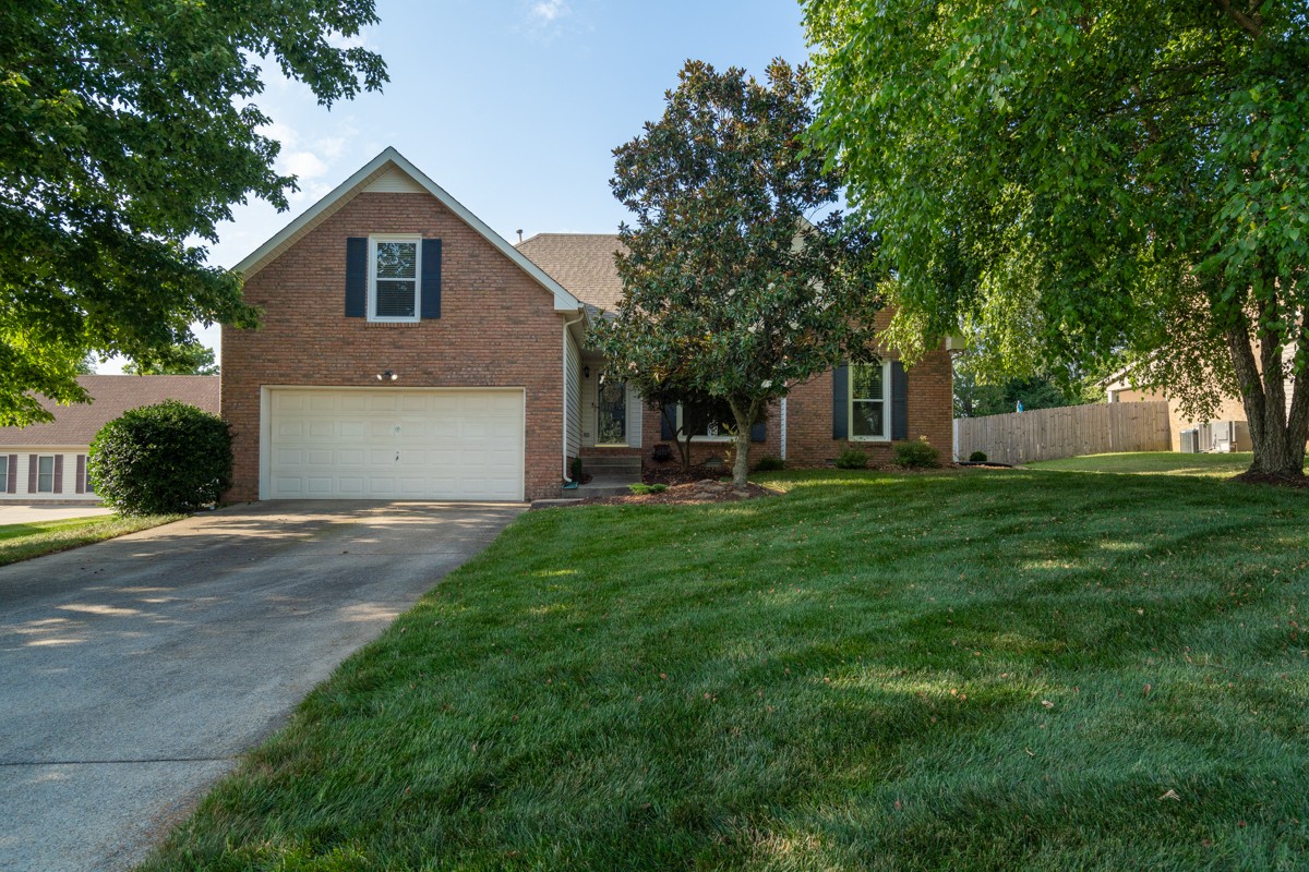 883 South Ridge Trail Clarksville, TN 37043 - Photo 2 of 42 Well-maintained homey home in the sought-after Sango area of Clarksville with a two-car garage and a fabulous lawn!