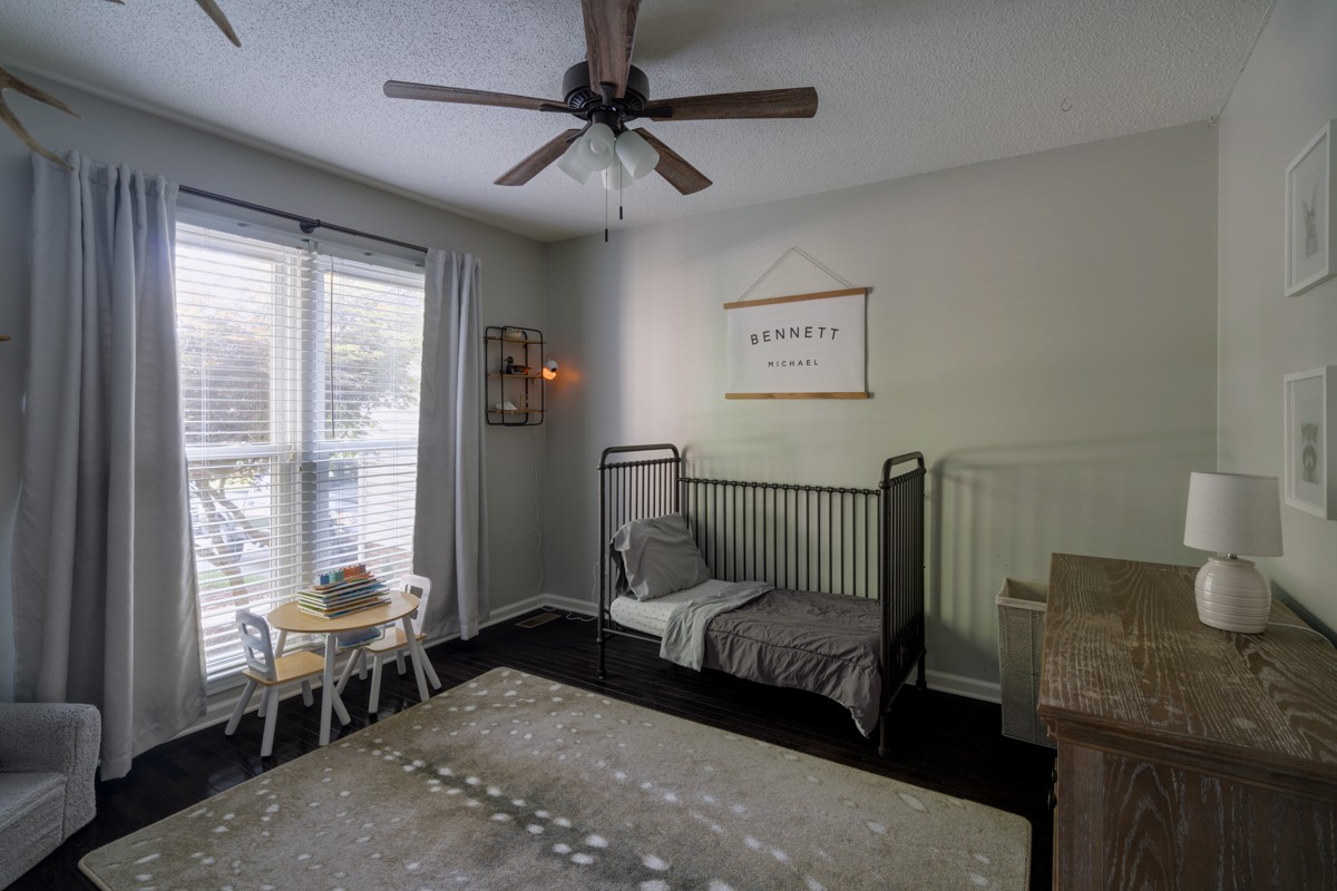 883 South Ridge Trail Clarksville, TN 37043 - Photo 24 of 42 Large secondary bedroom with hardwood floors!