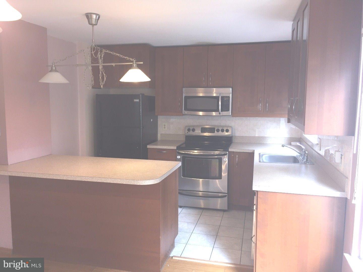 9369 Neil Road, Unit B Philadelphia, PA 19115 - Photo 3 of 11