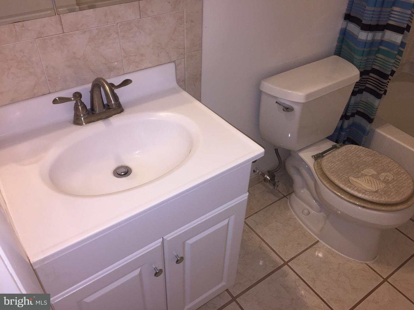 9369 Neil Road, Unit B Philadelphia, PA 19115 - Photo 7 of 11