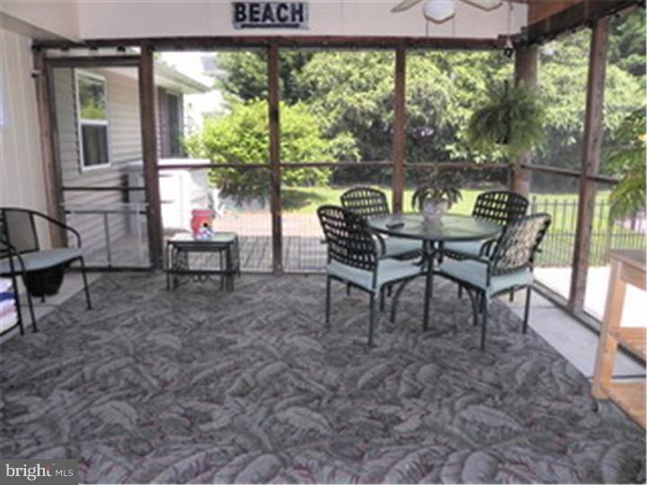 679 Locust Road Warminster, PA 18974 - Photo 21 of 25 Sun Room
