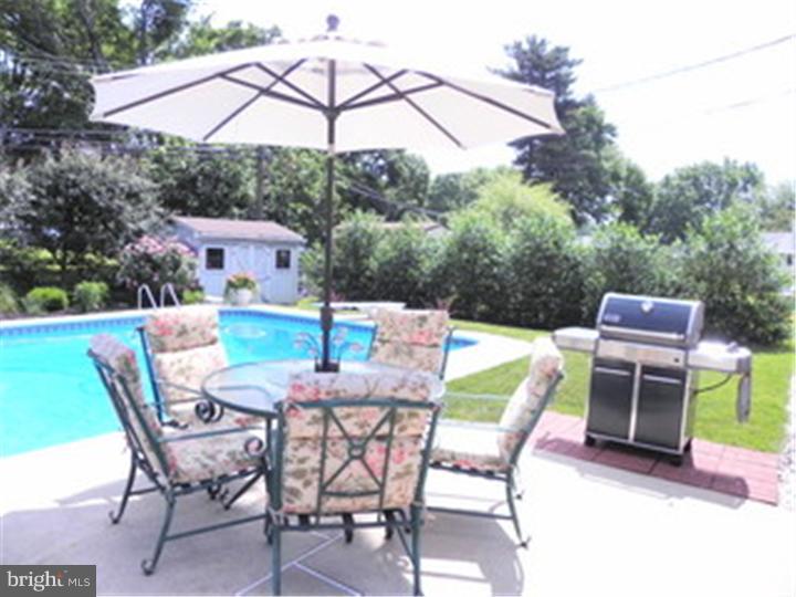 679 Locust Road Warminster, PA 18974 - Photo 24 of 25 Patio