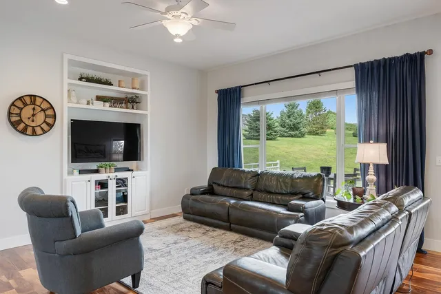 $589,000 | 1204 North Northstar, Hillsboro, WI 54634