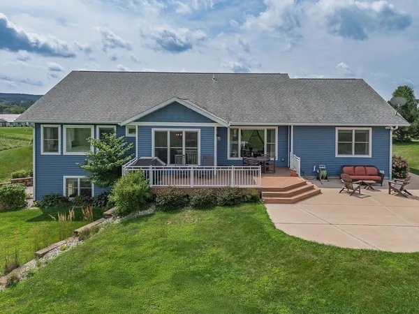 $589,000 | 1204 North Northstar, Hillsboro, WI 54634
