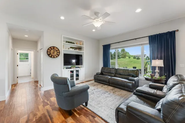 $589,000 | 1204 North Northstar, Hillsboro, WI 54634