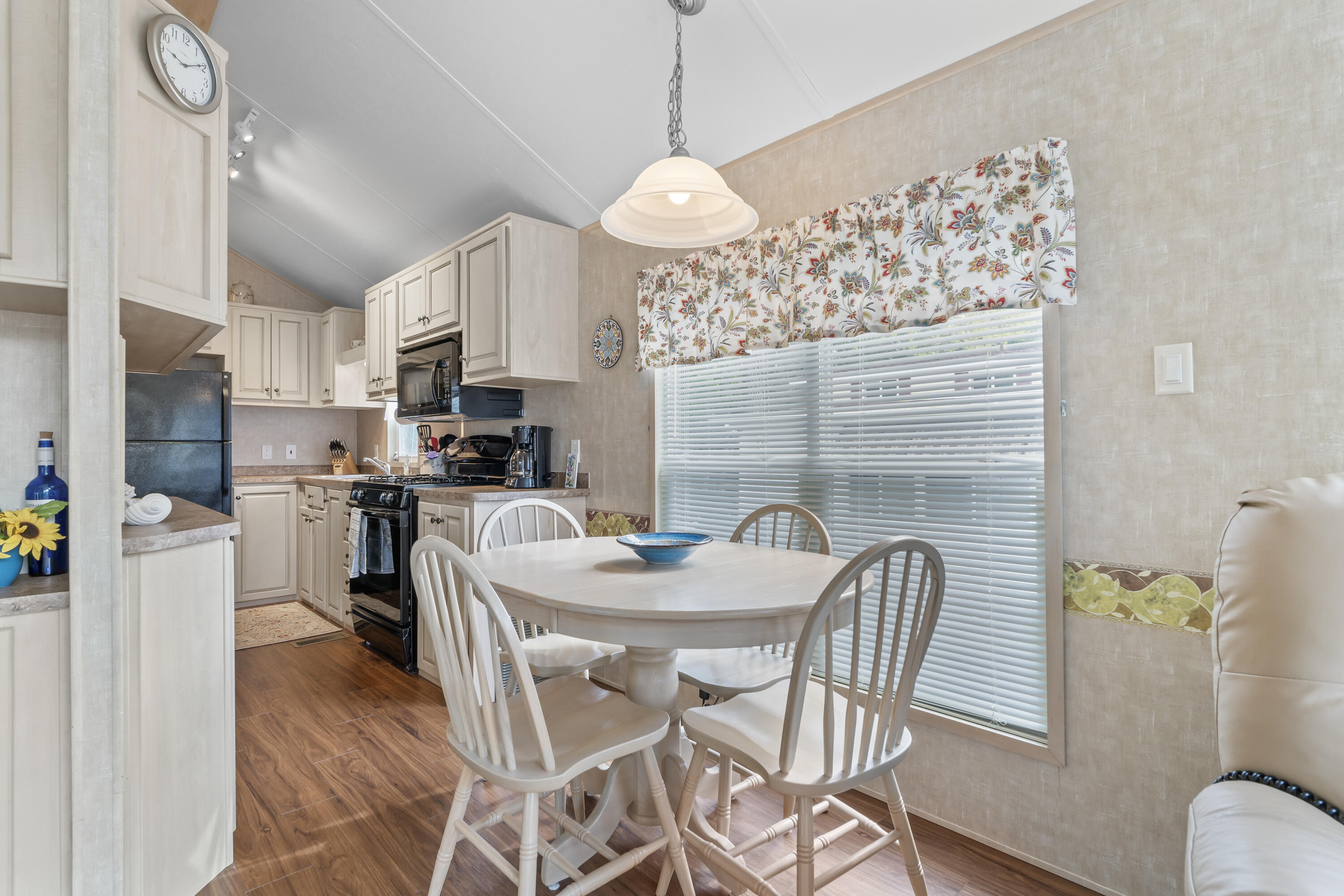 430 Post Road, Unit 139 Wells, ME 04090 - Photo 12 of 47 430 Post Rd No 139_120