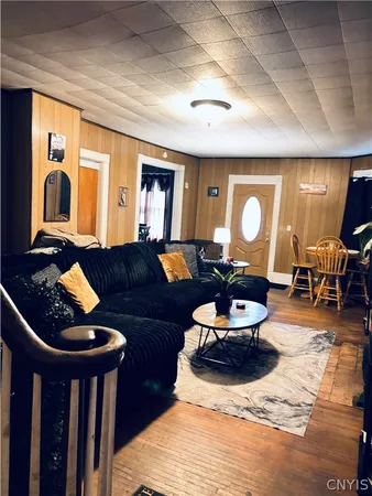 $134,900 | 43 Grant Avenue, Auburn, NY 13021