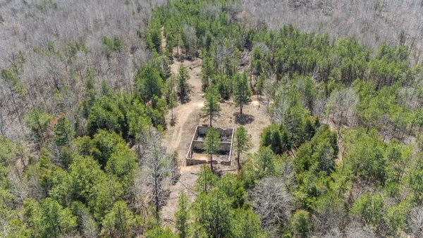 $350,000 | 1670 Rose Creek Road, Selmer, TN 38375