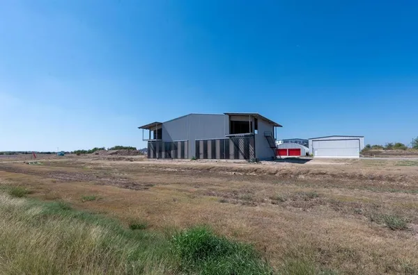 $650,000 | 15850 Salado Airport Road, Unit 73 & 74, Salado, TX 76571