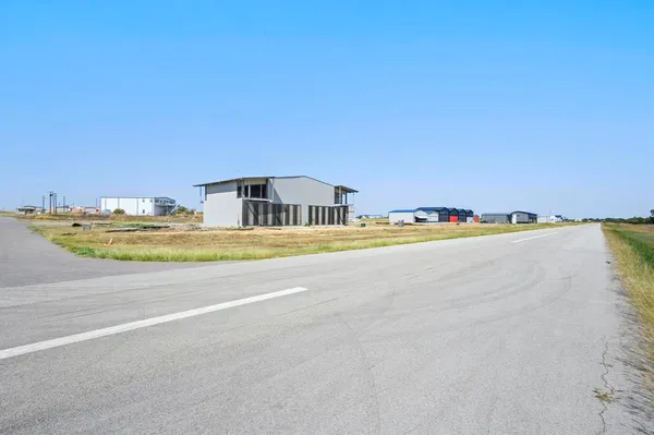 $650,000 | 15850 Salado Airport Road, Unit 73 & 74, Salado, TX 76571