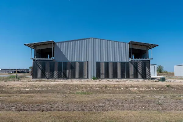 $650,000 | 15850 Salado Airport Road, Unit 73 & 74, Salado, TX 76571