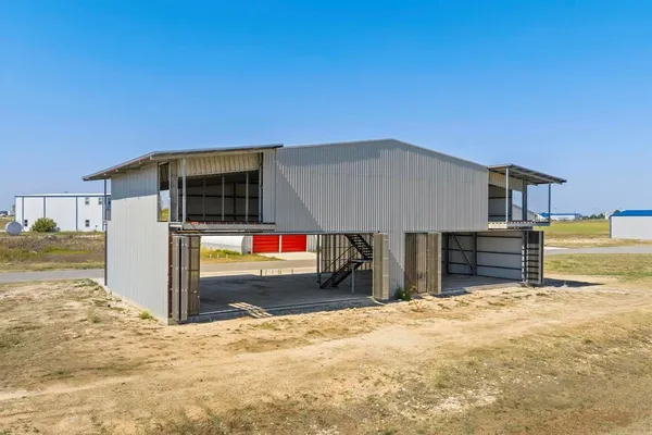 $650,000 | 15850 Salado Airport Road, Unit 73 & 74, Salado, TX 76571