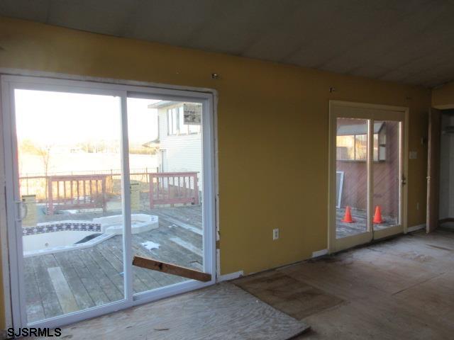 975 12th Street Hammonton, NJ 08037 - Photo 16 of 31 a view of a room with an empty room and floor to ceiling window