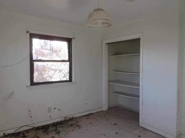 975 12th Street Hammonton, NJ 08037 - Photo 25 of 31 an empty room with a window