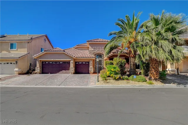 $725,000 | 6017 Cottontail Cove Street, Las Vegas, NV 89130