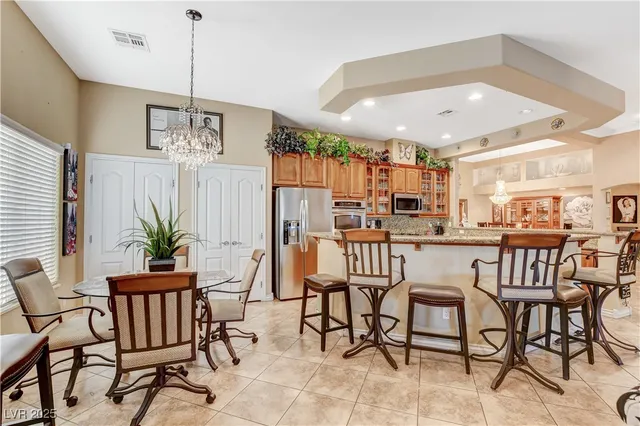 $725,000 | 6017 Cottontail Cove Street, Las Vegas, NV 89130