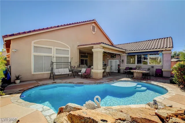 $725,000 | 6017 Cottontail Cove Street, Las Vegas, NV 89130