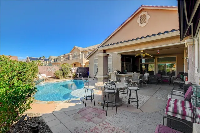 $725,000 | 6017 Cottontail Cove Street, Las Vegas, NV 89130