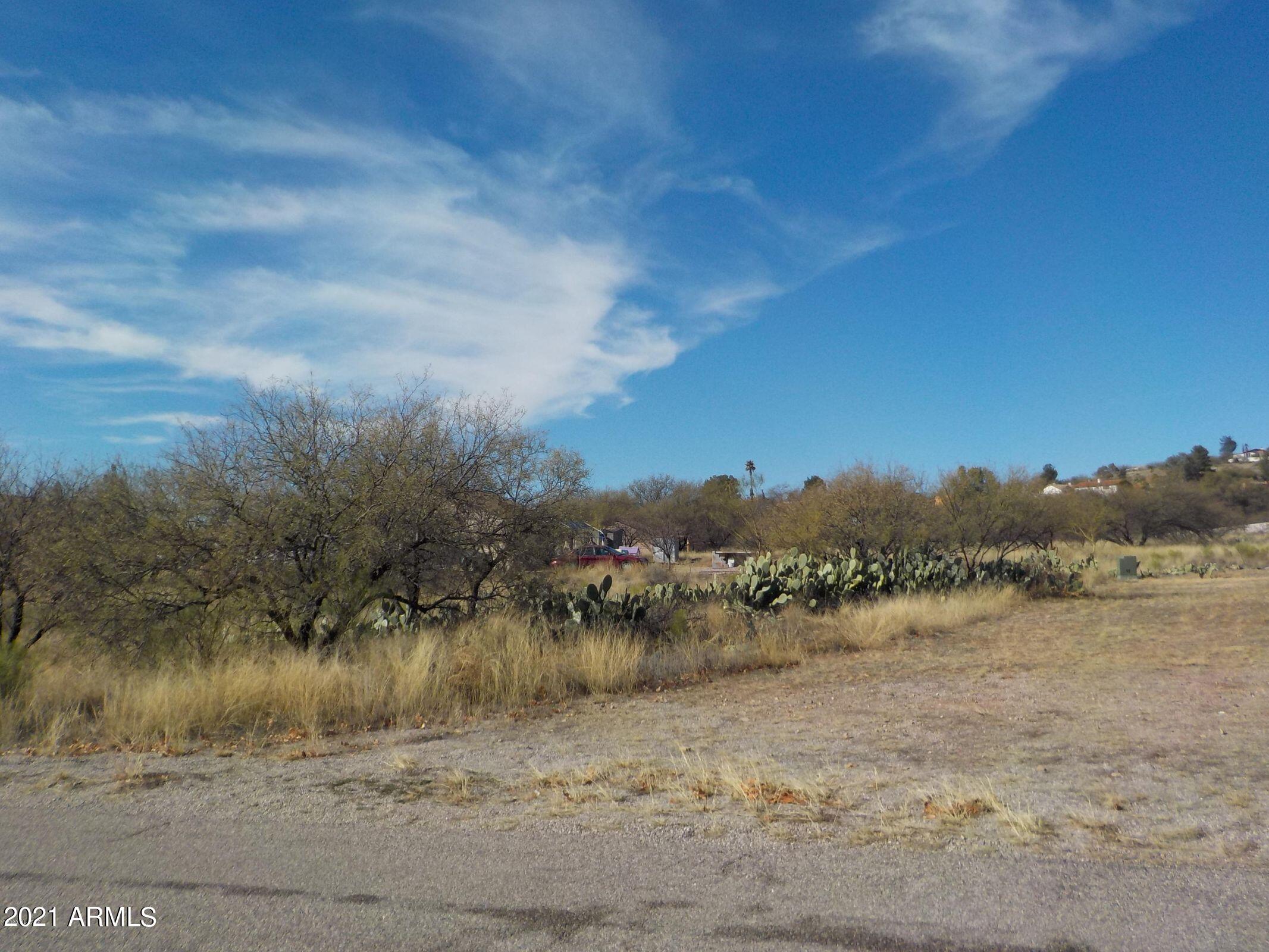 1186 Avenida Gloriosa, Unit 35 Rio Rico, AZ 85648 - Photo 4 of 5 20200118041438374862000000-o