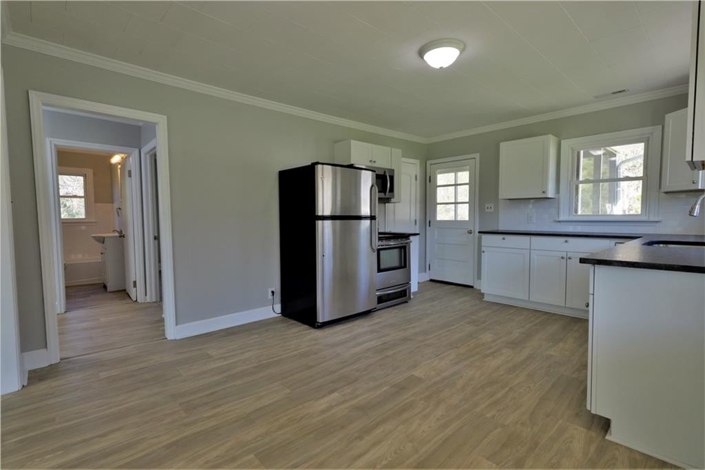 4239 Mebane Oaks Road Mebane, NC 27302 - Photo 5 of 18 Gallery Image 5