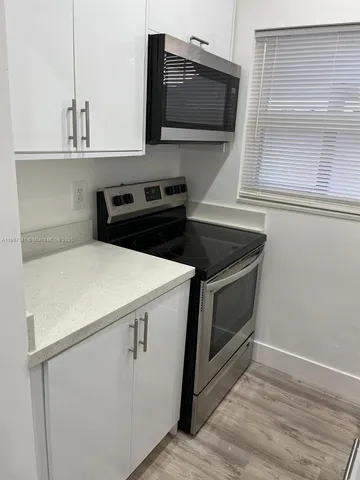 $2,000 | 1719 Northwest 1st Street, Unit 1, Miami, FL 33125