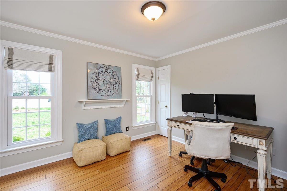 5101 Fielding Drive Raleigh, NC 27606 - Photo 22 of 32 a workspace with furniture and window