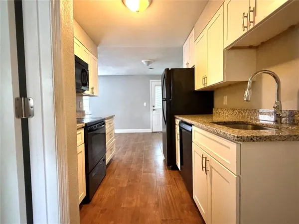 $1,075 | 306 Lake Millsite Road, Unit 8, Bartow, FL 33830