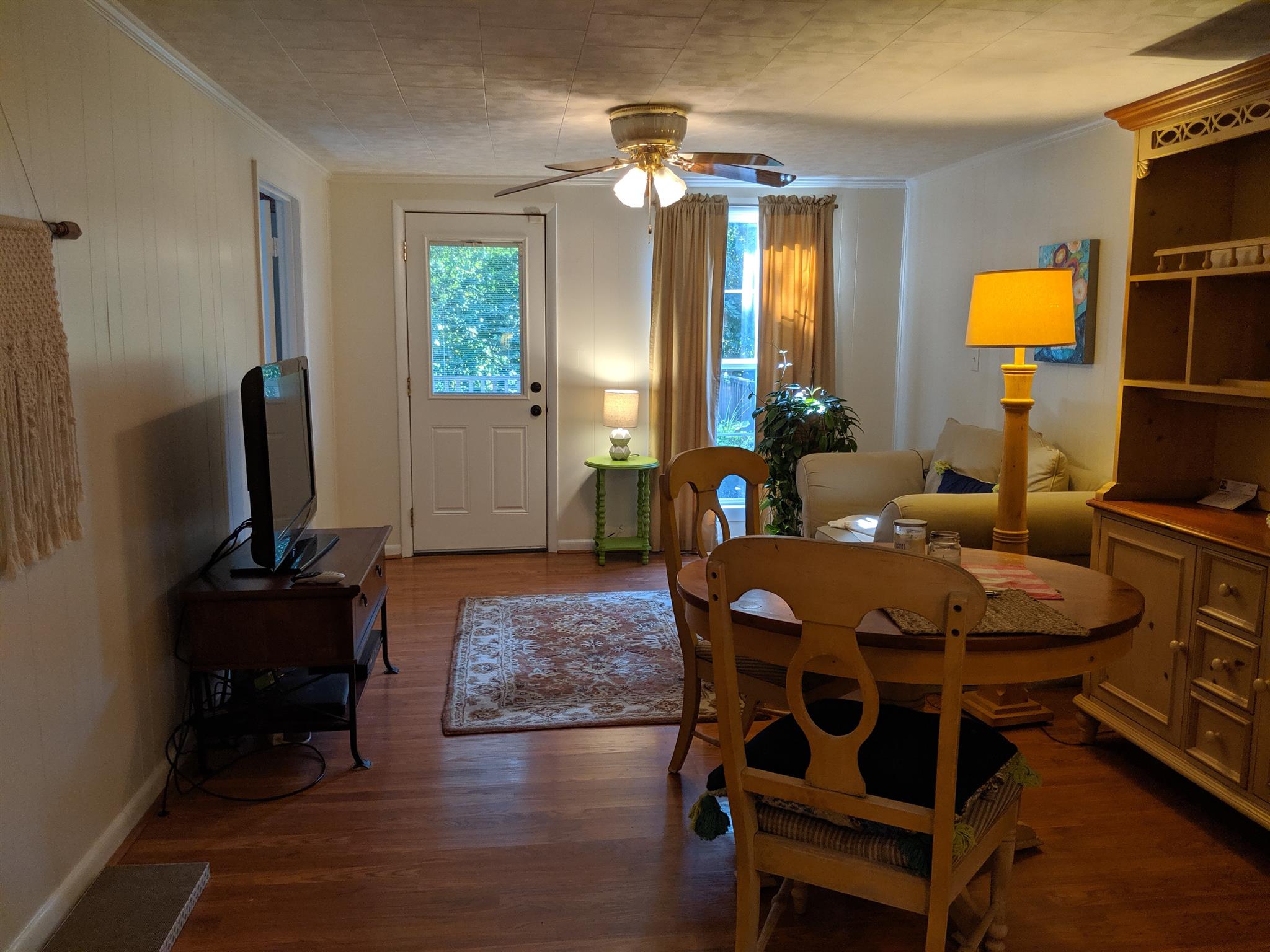 136 River Road Morrison, TN 37357 - Photo 12 of 24 Dining area and family room located just off the kitchen.