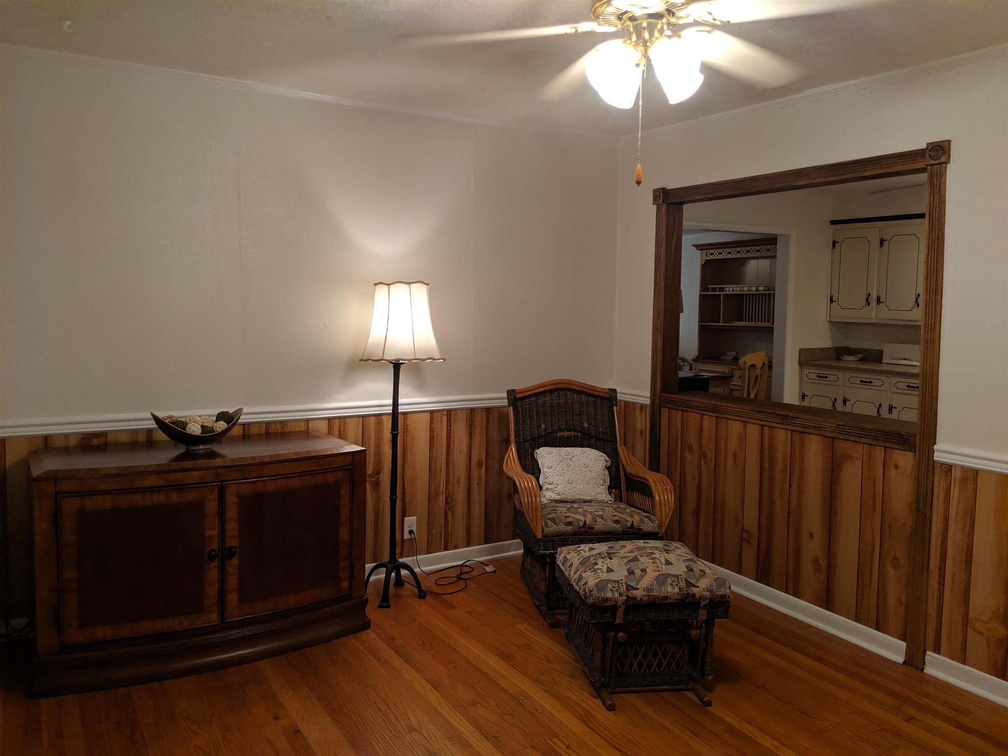 136 River Road Morrison, TN 37357 - Photo 14 of 24 Another view of the living room.