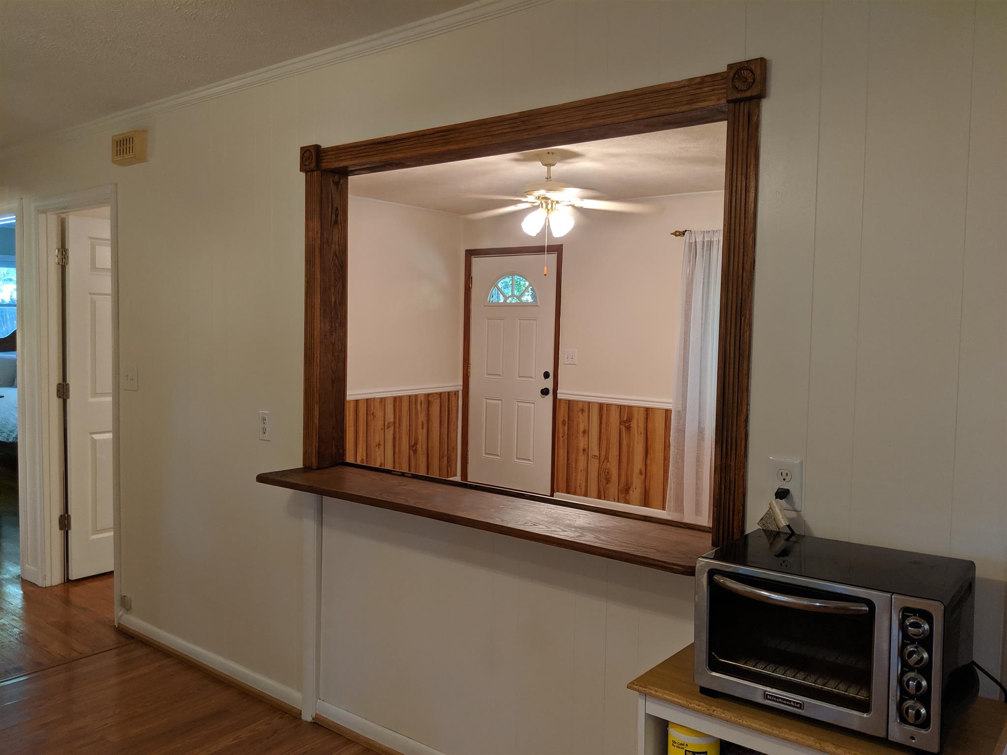 136 River Road Morrison, TN 37357 - Photo 15 of 24 Opening into living room from the kitchen.