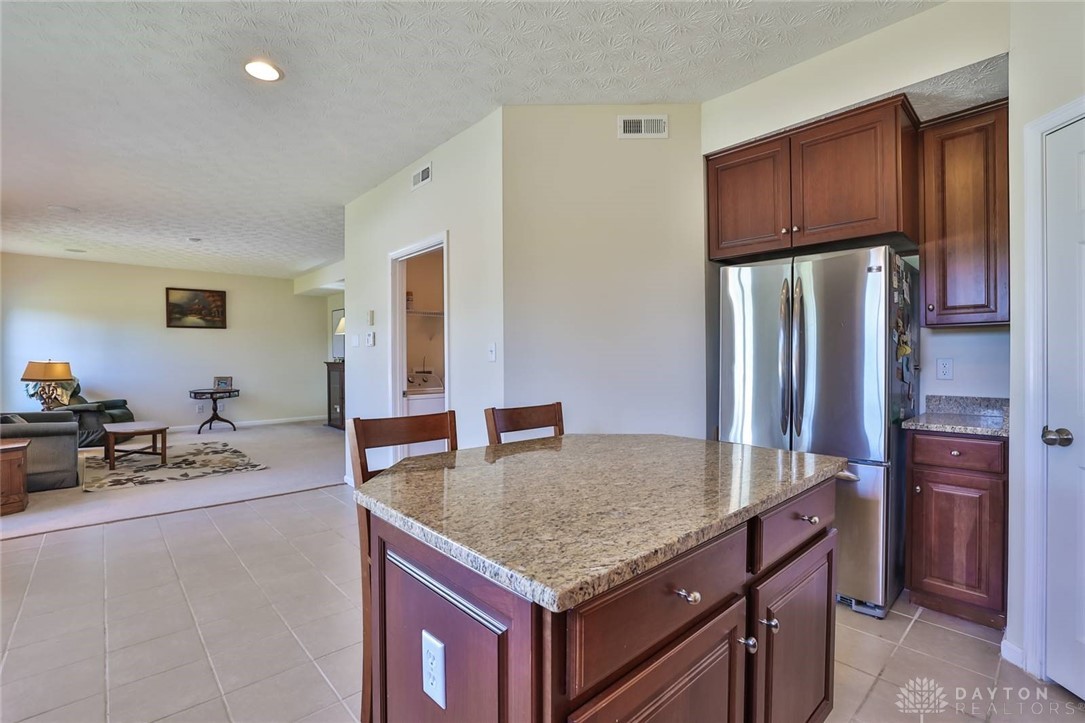 1929 Spring Ridge Drive Xenia, OH 45385 - Photo 12 of 33