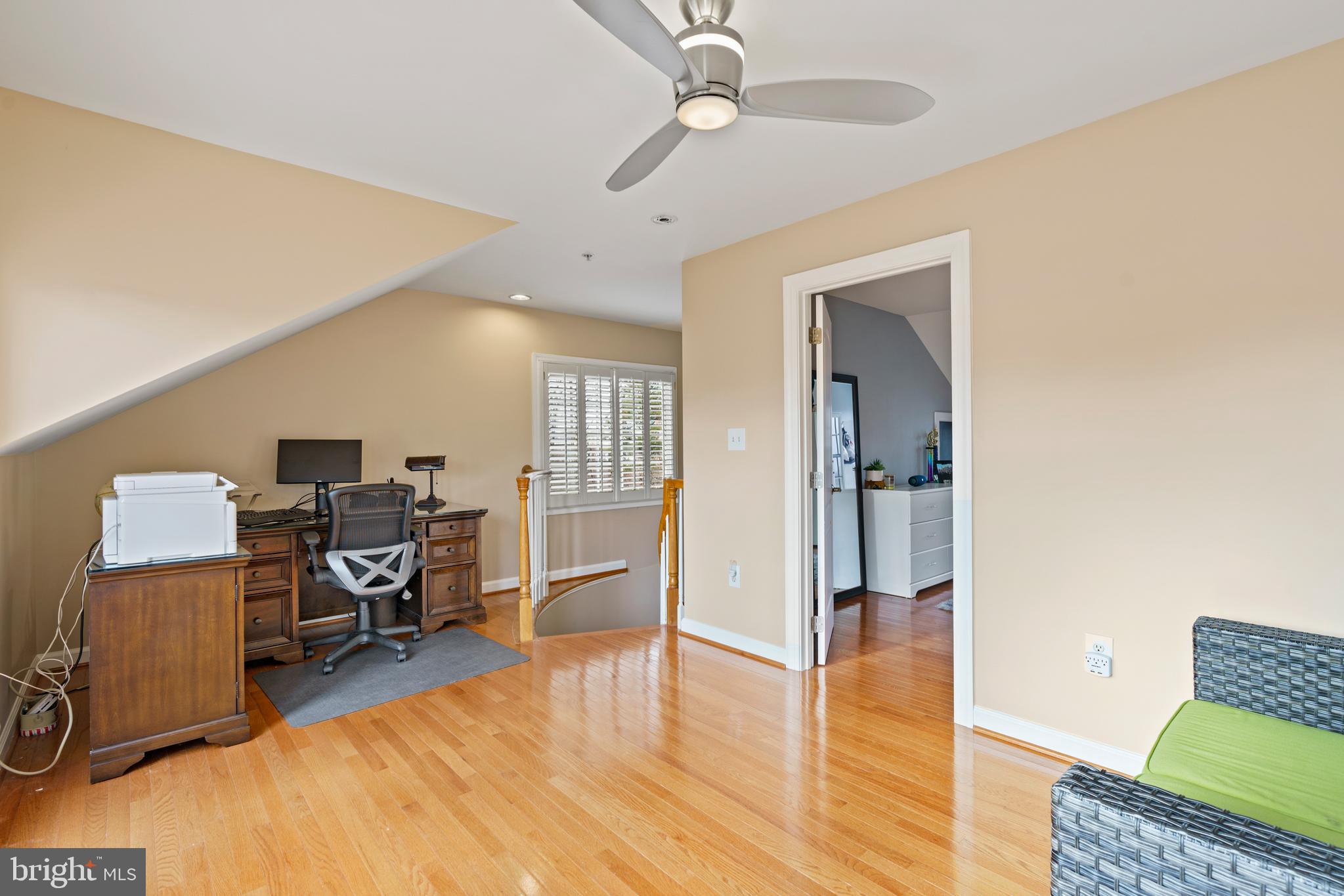 7429 Seneca Ridge Drive McLean, VA 22102 - Photo 33 of 48 Loft on 4th floor