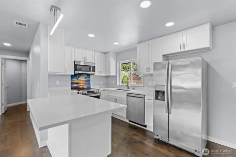$625,000 | 5801 214th Street Southwest, Mountlake Terrace, WA 98043