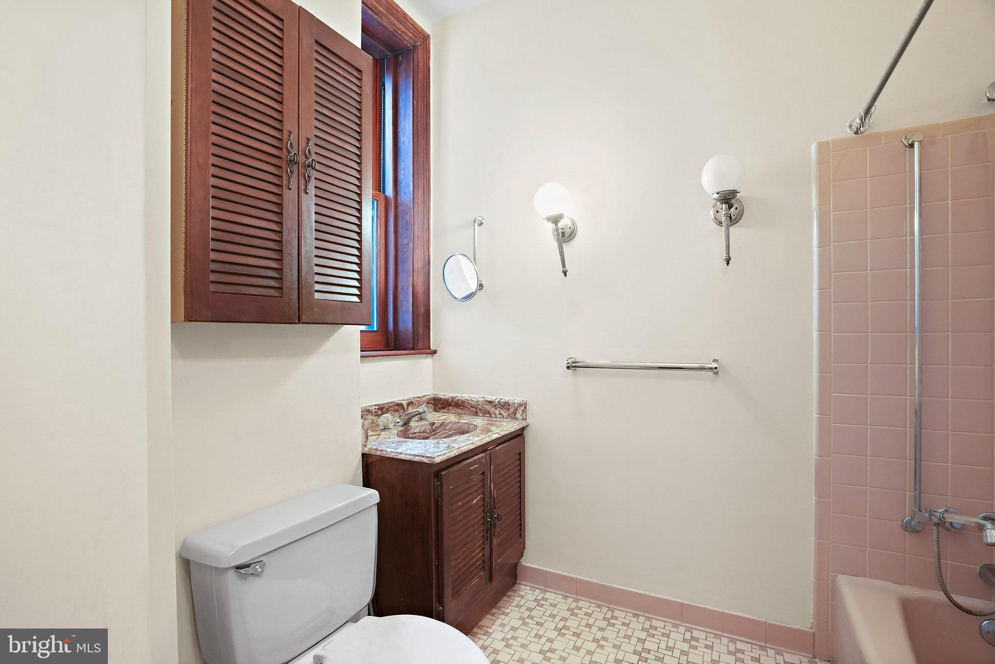 2853 Ontario Road Northwest, Unit 311 Washington, DC 20009 - Photo 18 of 33 Gallery Image 18