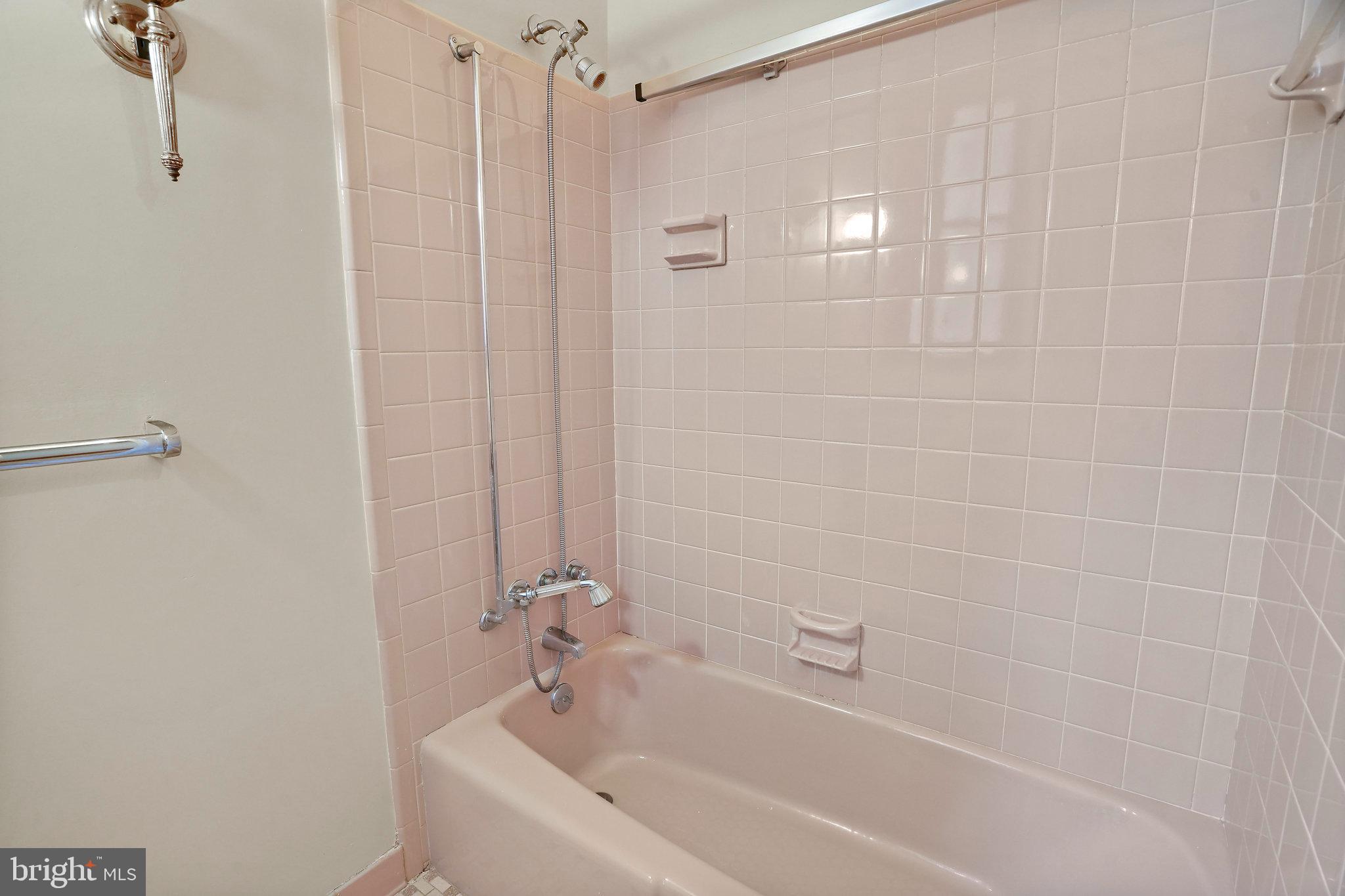 2853 Ontario Road Northwest, Unit 311 Washington, DC 20009 - Photo 19 of 33 Gallery Image 19