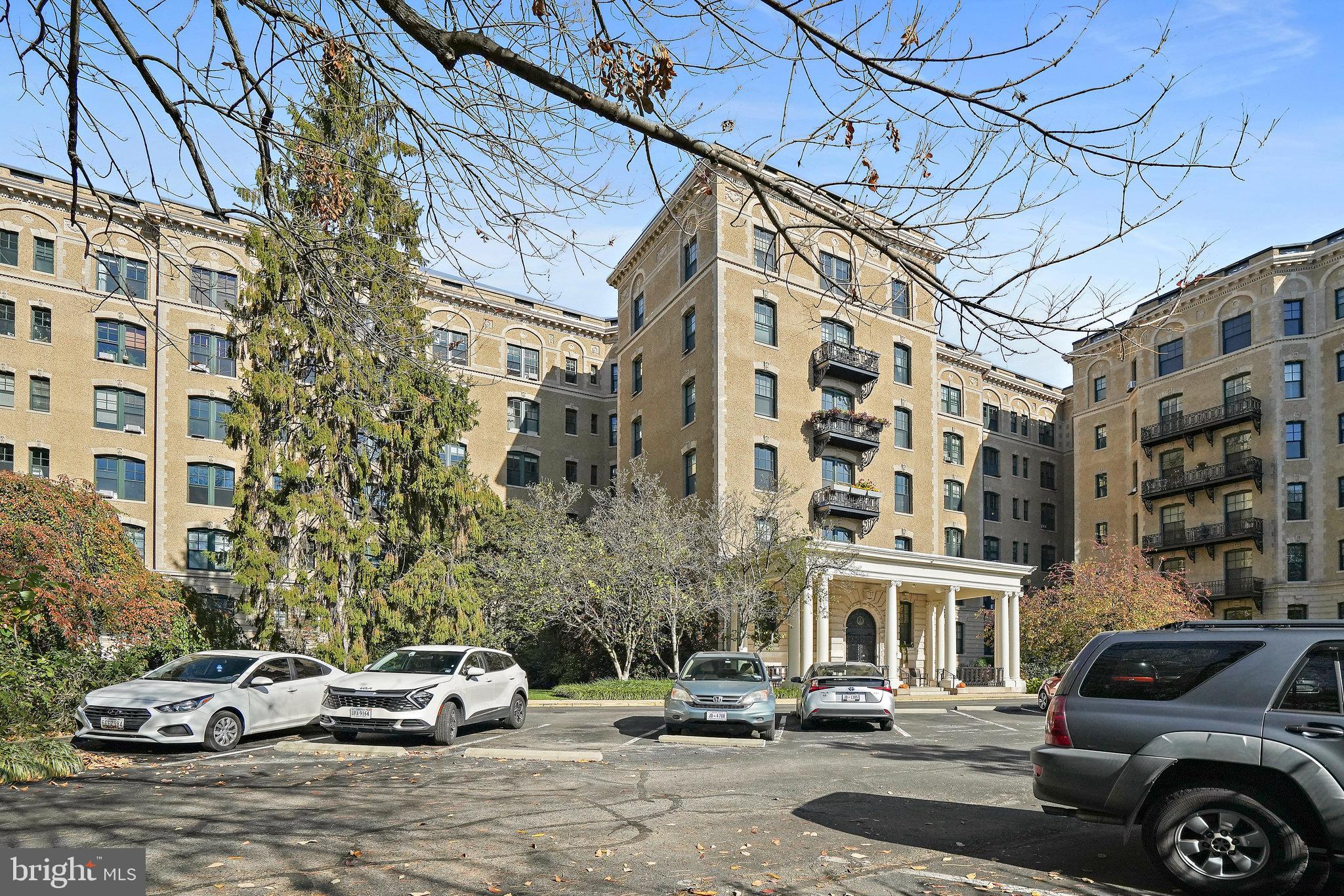 2853 Ontario Road Northwest, Unit 311 Washington, DC 20009 - Photo 2 of 33 Gallery Image 2