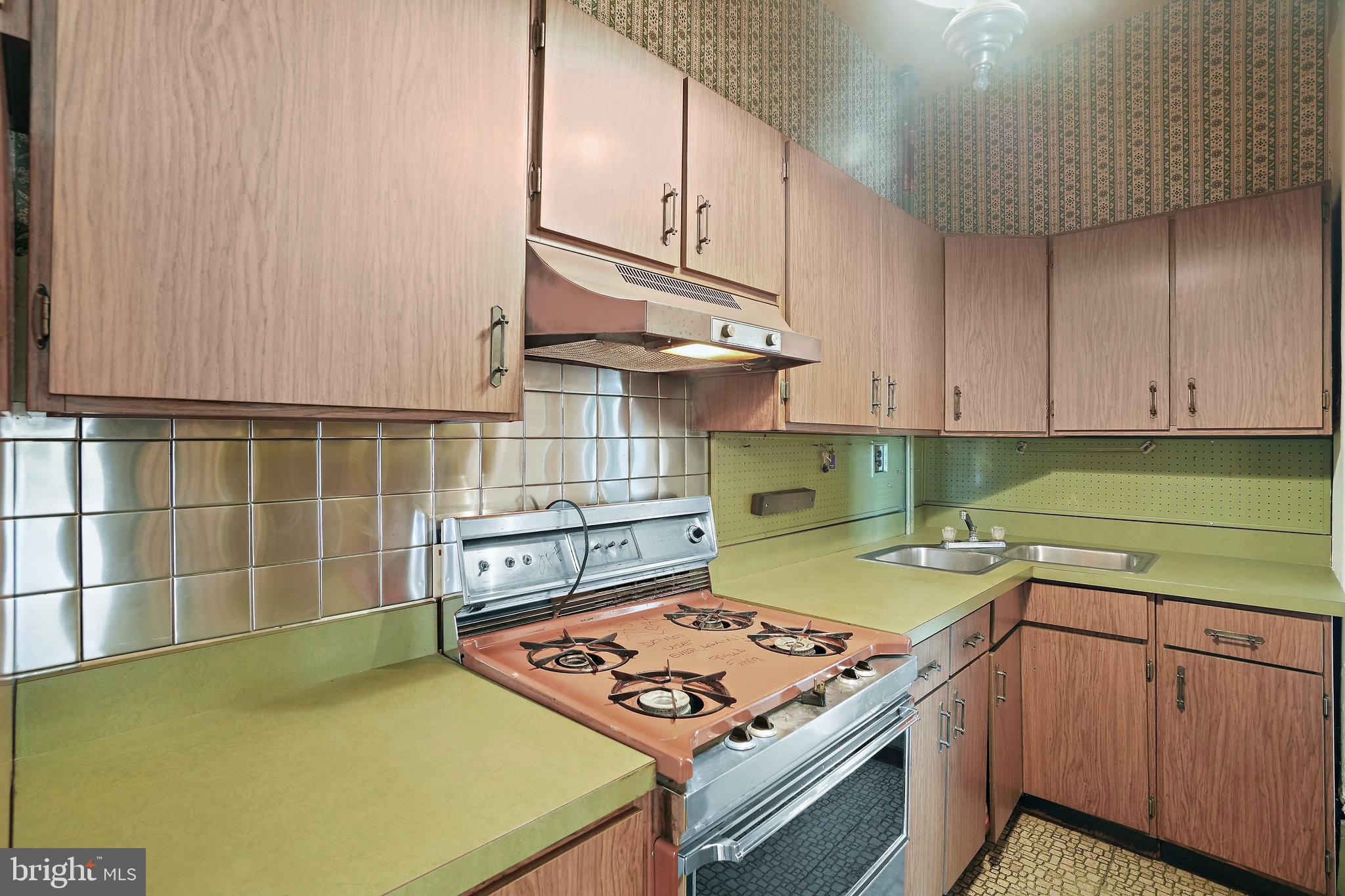 2853 Ontario Road Northwest, Unit 311 Washington, DC 20009 - Photo 28 of 33 Gallery Image 28